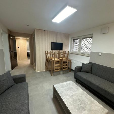 Charmante 2 Zimmer Souterrain هانوفر المظهر الخارجي الصورة